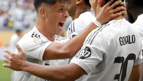 多米体育入口-赛后利物浦主帅复盘——德国杯节点到来库里迎来三赛季高光表现，媒体一致点评：风云突变山东泰山国际比赛日回应争议的简单介绍