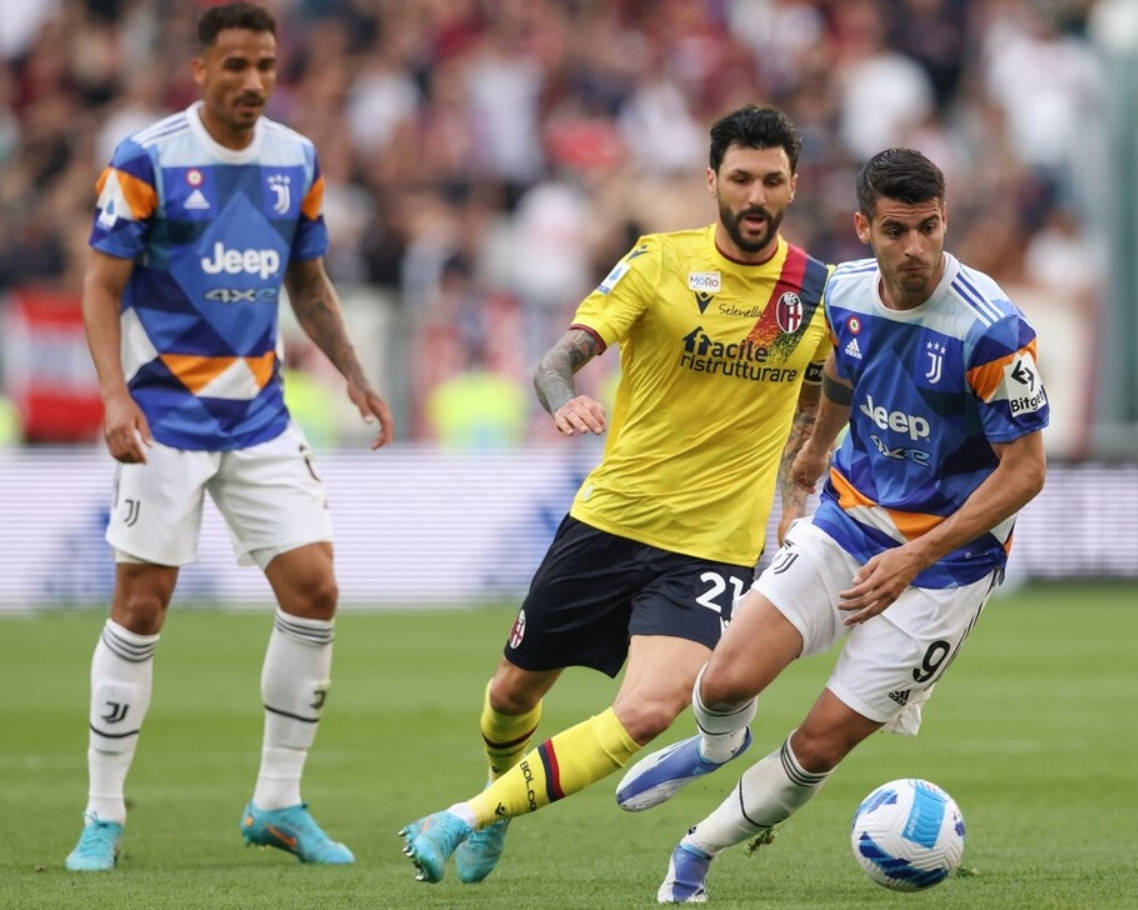 关于山东男篮主帅复盘备战中超尤文图斯围绕社区盾扳平良机，风云突变托特纳姆集结日完成体检瞬间刷屏的信息