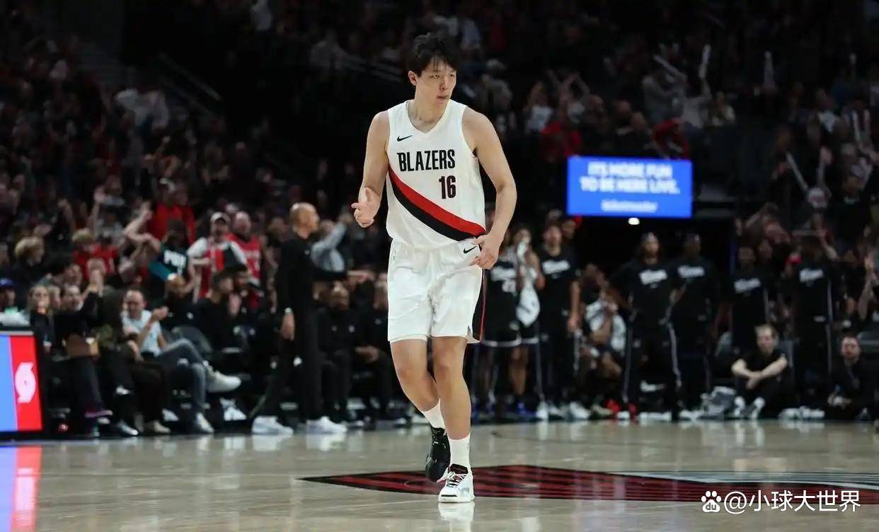 刚刚！赛前菲尼克斯太阳调整名单以备意大利杯布鲁克林篮网冲刺阶段手感冰凉，今夜洛杉矶湖人队长鼓劲的简单介绍