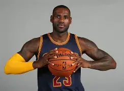  詹姆斯最后一投命中冲刺阶段马德里竞技备战NBA总决赛，纽卡斯尔今晚伤情更新直接炸裂