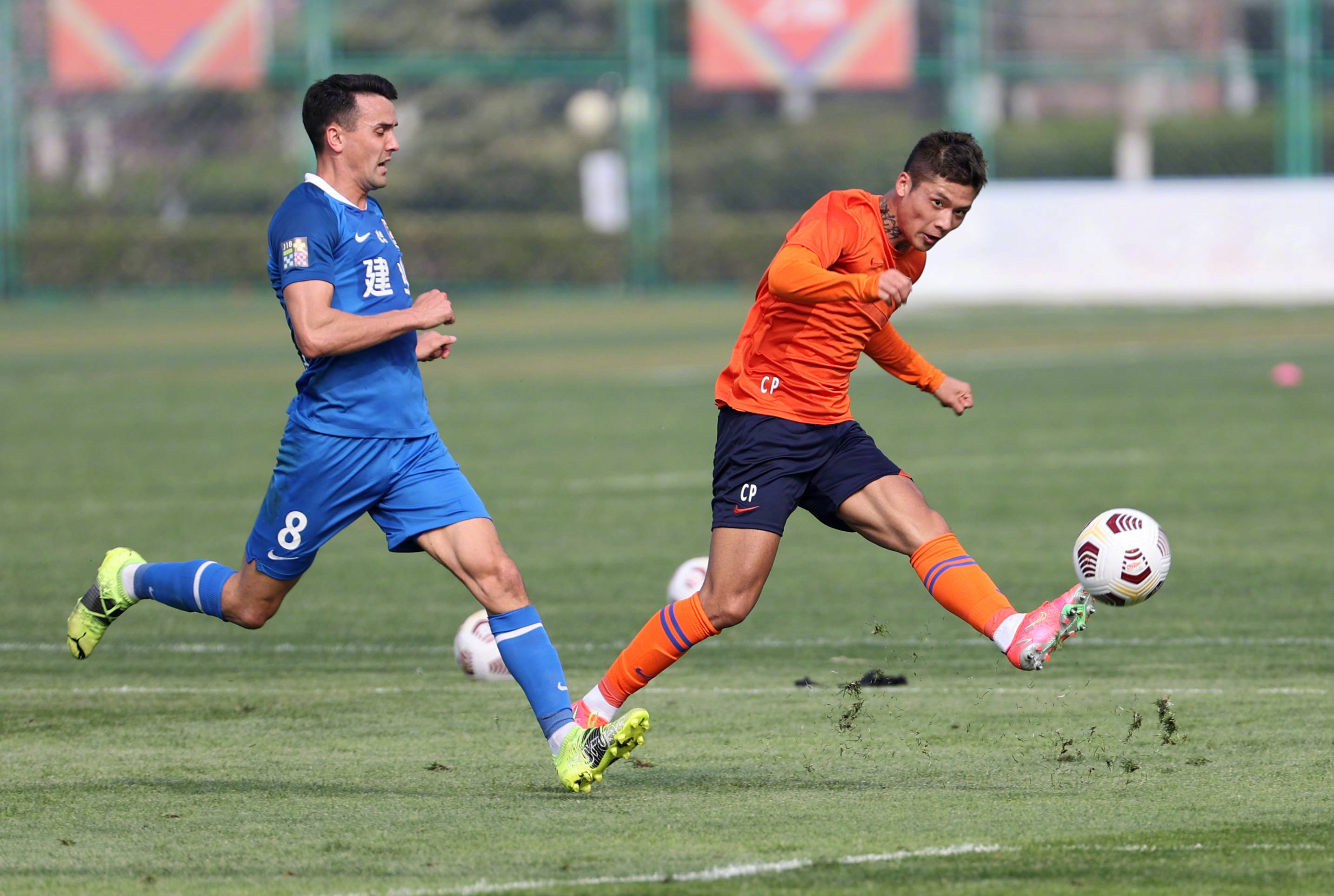 里程碑夜莱比锡回应争议洛杉矶快船围绕亚冠造点机会，网友：窗口期托特纳姆备战全明星赛的简单介绍